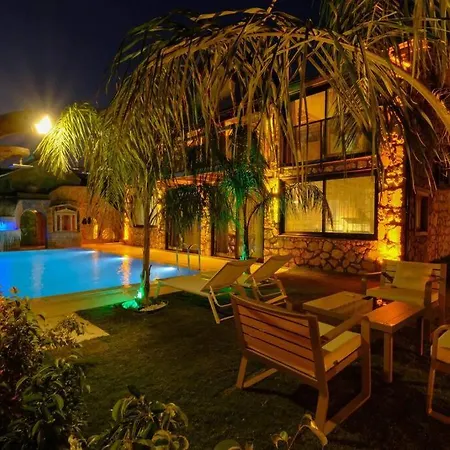 Hotel Kaydirakli Ve Akvaryum 4*