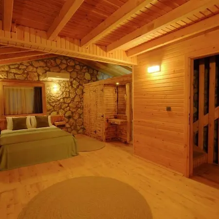 Kaydirakli Ve Akvaryum 4*
