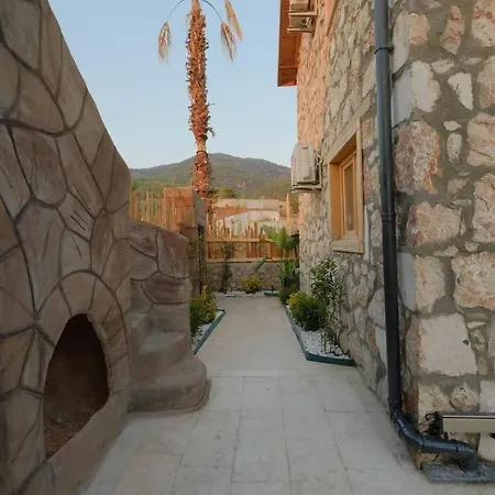 Villa Kaydirakli Ve Akvaryum *