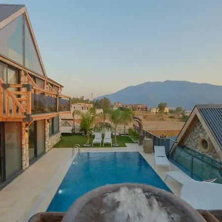 Kaydirakli Ve Akvaryum Villa *