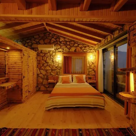 Kaydirakli Ve Akvaryum Villa *